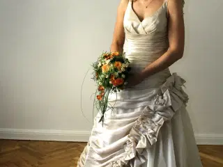 Bedårende brudekjole