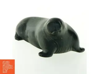 Grønlandica. Inuit skulptur af hvalros (str. 17 cm)