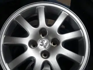 Peugeot / Citroen alufælg.