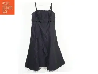 Kjole fra Garanimals (str. 176 cm)