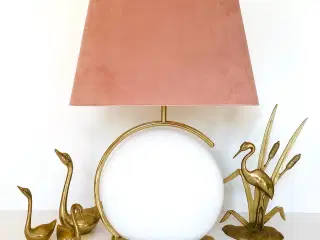 Bordlampe i opaline glas og messing