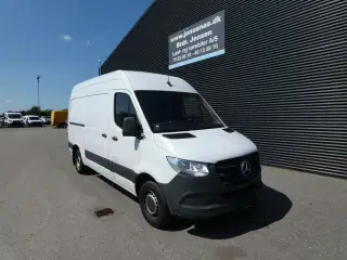 Mercedes-Benz Sprinter 316 2,1 CDI A2 H2 RWD 163HK Van 6g