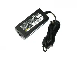 Toshiba 36W 12V 3A strømforsyning med 5.0mm x 1.9mm stik - Original