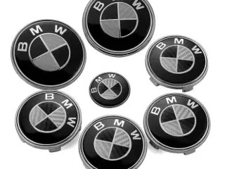 BMW emblem sæt sort/hvid carbon