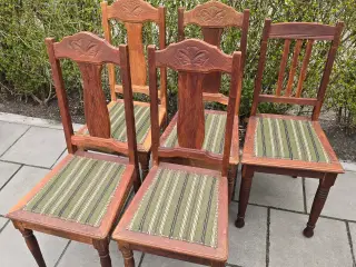 Spisebords stole i træ