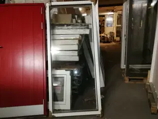 NY FASTKARMSVINDUE 77,8X176,8, KR1700