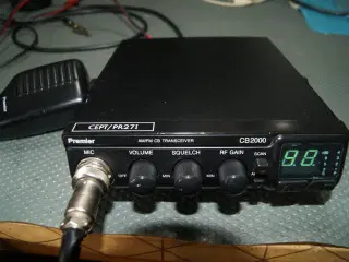walkie talkie  premier cb2000