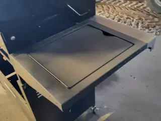Gas grill 