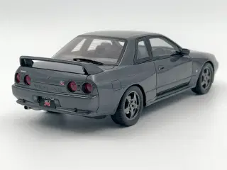 1993 Nissan Skyline GT-R R32 Limited Edition 1:18
