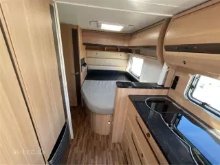 2015 - LMC Musica 520 D Lmc Musica 520 D årg. 2015. 4 sovepladser, 5 siddepladser, mover, Isabella Ambassador Ceed 1000