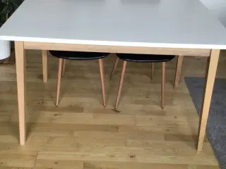 Spisebord