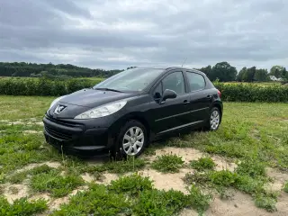 Peugeot 207 1,6 hdi