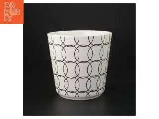 Urtepotteskjuler med geometrisk mønster fra IKEA (str. 15 cm)