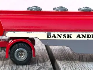 TEKNO...Scania Vabis 76 D.A.K. tankbil