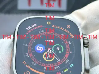 Apple Watch Ultra version 1 
