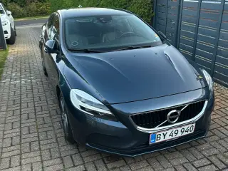 Volvo V40 2017