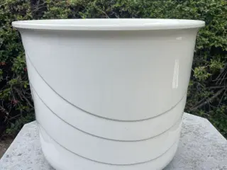 Hvid porcelæn potte