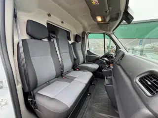 Nissan Interstar 2,3 dCi 150 L2H2 N-Connecta Van
