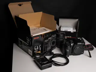 Sigma SD14 kamera med 18-50mm objektiv