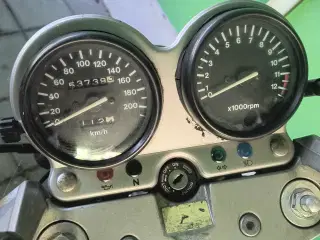 Suzuki GS500e