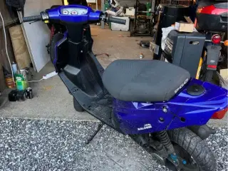 PGO hot 50 fra 2002