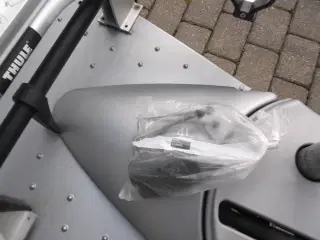 Thule Cykelstativ til 2 cykler/ elcykler med lås.