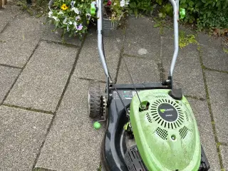 Græsslåmaskine - benzin