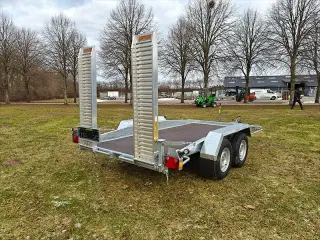 Neptun Maskintrailer GN285