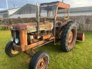 Fordson super major diesel