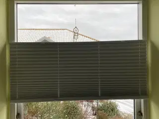 Plissegardin up / down uden snoretræk 130 x 130 cm