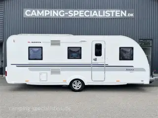 2015 - Adria Adora 573 PT   Adria Adora 573 PT 2015 m. 3 køjer - kan nu ses hos Camping Specialisten.dk