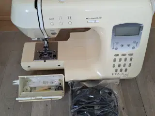 Eva Royal 9000