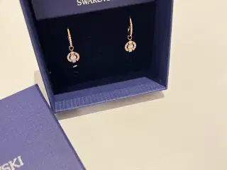 Swarovski øreringe