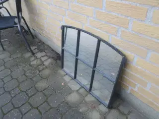 1 stk Smedejernsvindue med spejl 