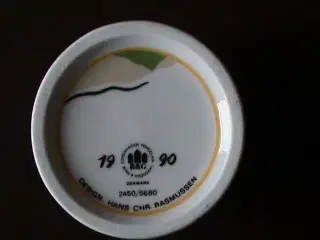 Årsbæger B&G porcelæn 1990
