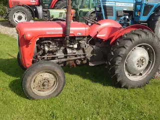 Massey Ferguson 35 x 