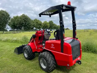 Minilæsser JONTECH m/teleskoparm og YANMAR MOTOR
