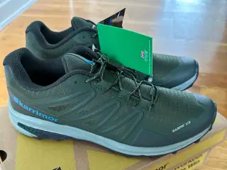 Helt nye Karrimor sneakers/vandresko