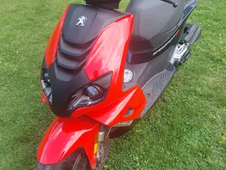 Peugeot Speedfight 4