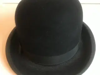 Velholdt Bowler Hat.