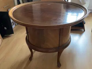 Rundt maghonibord med opbevaring