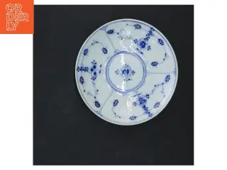 Porcelæns tallerken, mussel malet (str. Ø 13 cm)