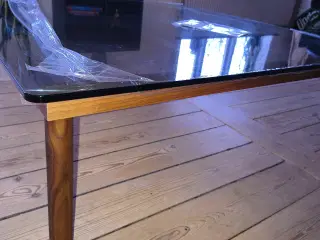 Stort HAY sofabord 120x120 cm