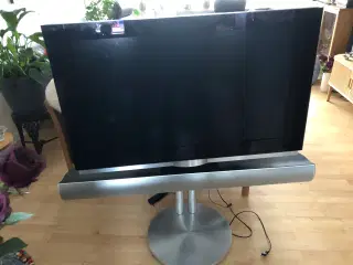 B&O BeoVision 7-40 med subwoofer