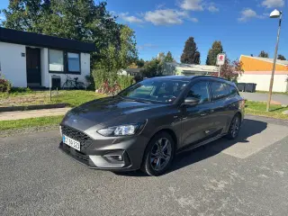 Ford Focus 1,0 EcoBoost ST-Line stc.