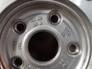 Audi alufælge m dæk