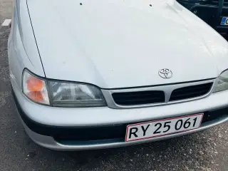 TOYOTA CARINA NEAR VETERAN