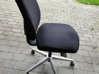 Kontorstol med høj ryg