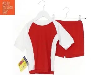 Protech Badeshorts og UV-bluse (str. 104)