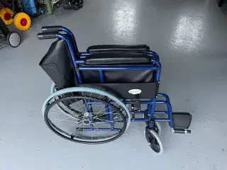 Sparsommelig brugt kørestol